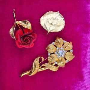 3 Vintage Gold Tone Rhinestone Floral Broach Pins